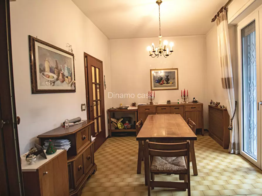 Immagine 9 di Appartamento in vendita  in Via Cristoforo Colombo a Prato