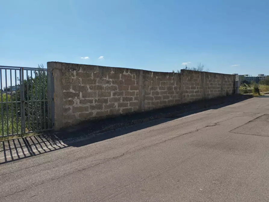 Immagine 11 di Terreno in vendita  in Via Marco Polo a Casarano