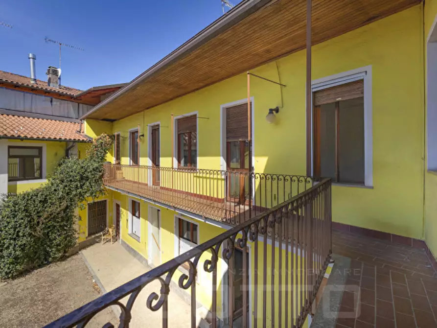 Immagine 2 di Casa bifamiliare in vendita  in via vittoria 2 a Bolzano Novarese