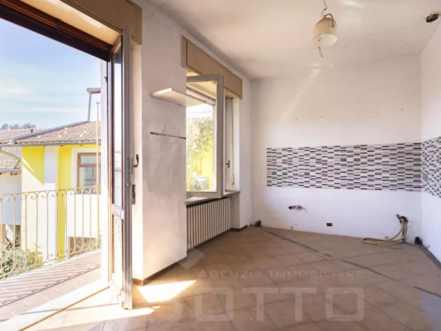 Immagine 6 di Casa bifamiliare in vendita  in via vittoria 2 a Bolzano Novarese