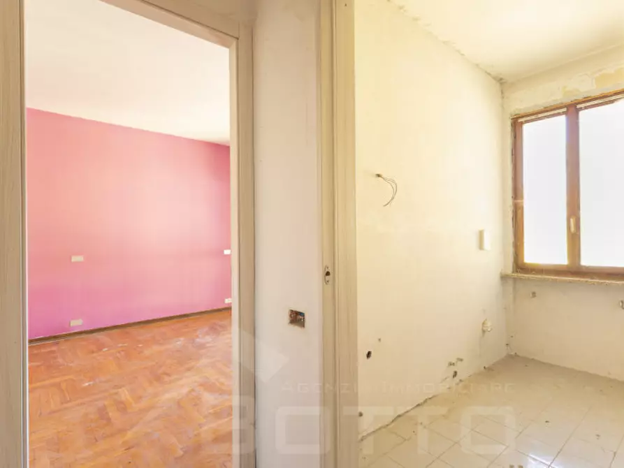 Immagine 7 di Casa bifamiliare in vendita  in via vittoria 2 a Bolzano Novarese