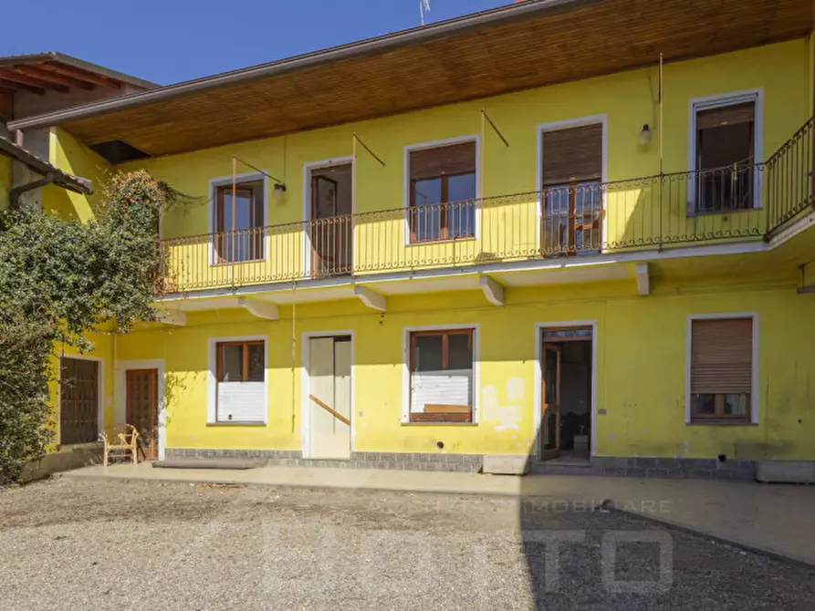 Immagine 15 di Casa bifamiliare in vendita  in via vittoria 2 a Bolzano Novarese