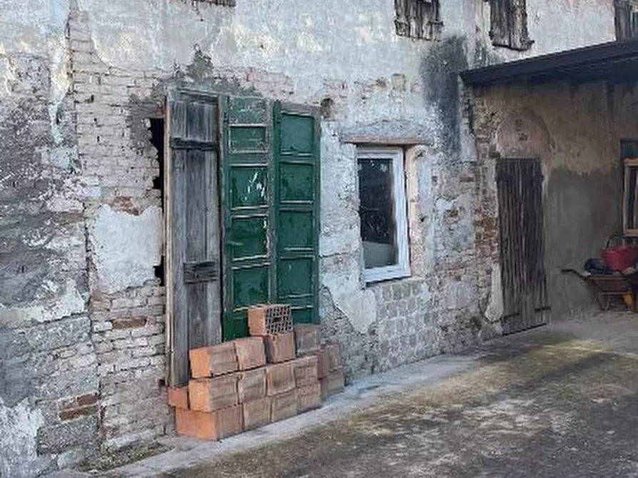 Immagine 4 di Villetta a schiera in vendita  in Via Campagnol a Salizzole