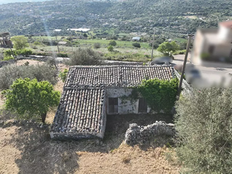 Immagine 1 di Casa indipendente in vendita  in Contrada Serrameta Bosco Pozzo Cassero a Modica
