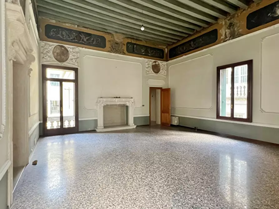 Immagine 10 di Appartamento in vendita  in Contra' Riale, a Vicenza