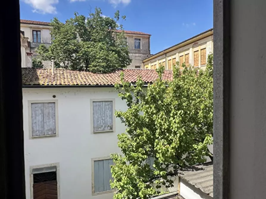 Immagine 22 di Appartamento in vendita  in Contra' Riale, a Vicenza