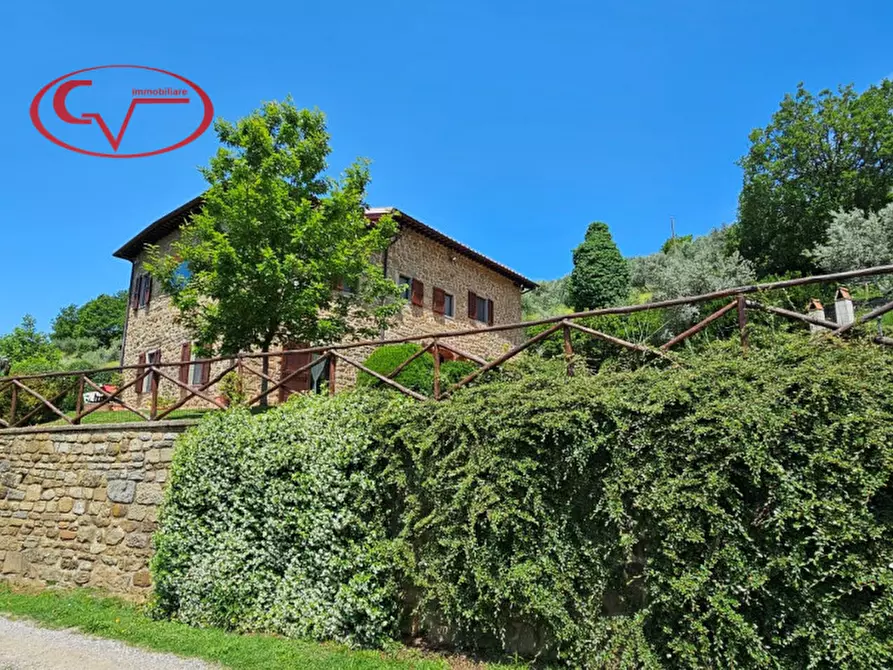 Immagine 4 di Villa in vendita  in Reggello a Reggello
