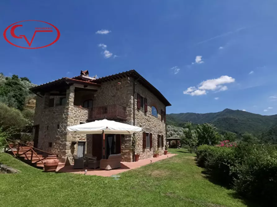 Immagine 7 di Villa in vendita  in Reggello a Reggello