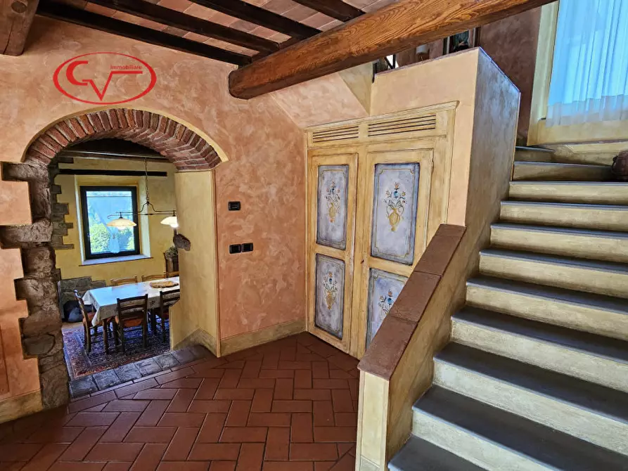Immagine 9 di Villa in vendita  in Reggello a Reggello
