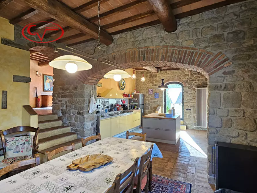 Immagine 13 di Villa in vendita  in Reggello a Reggello