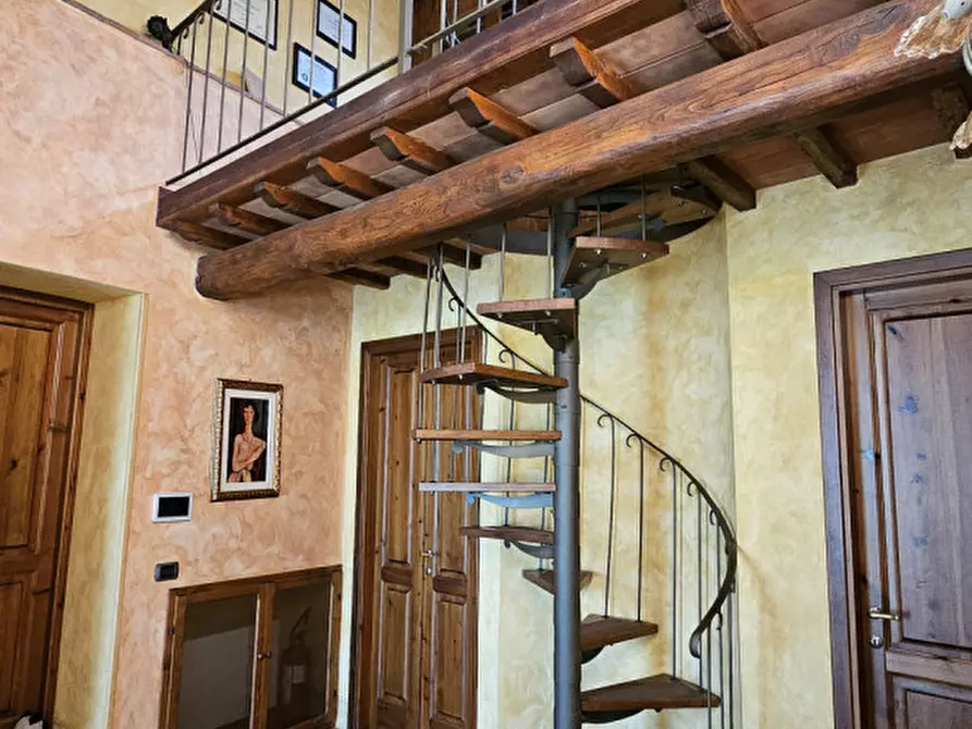 Immagine 17 di Villa in vendita  in Reggello a Reggello