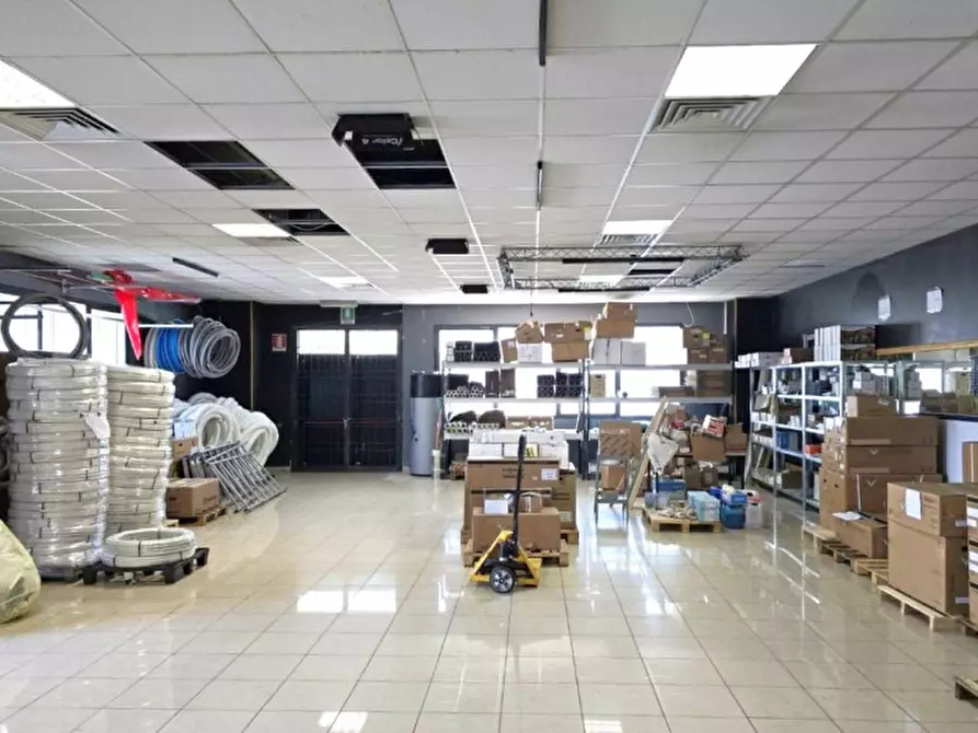 Immagine 4 di Capannone industriale in vendita  in Via del Lavoro, 67, Vigodarziele PD, Italia a Vigodarzere