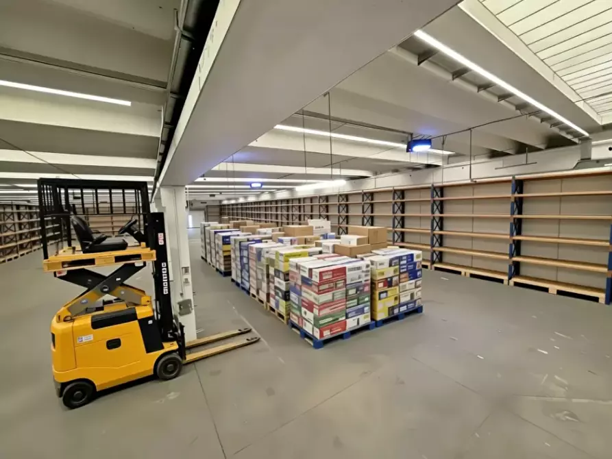 Immagine 2 di Capannone industriale in affitto  in Via Fenil Novo a San Martino Buon Albergo