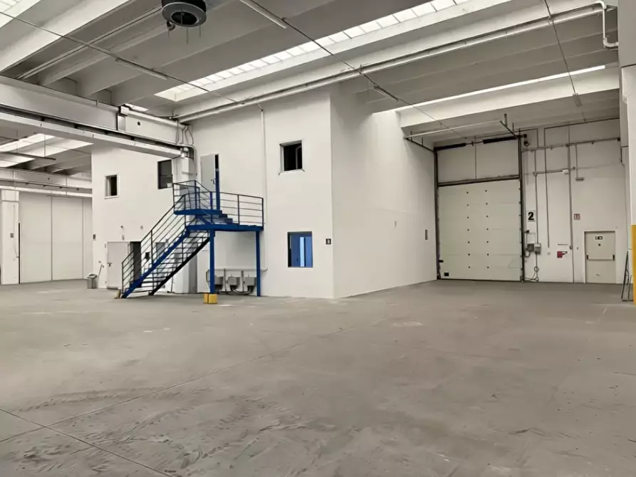 Immagine 7 di Capannone industriale in affitto  in Via Fenil Novo a San Martino Buon Albergo