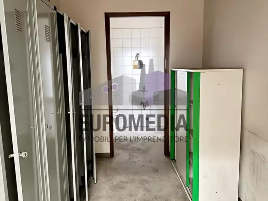 Immagine 9 di Capannone industriale in affitto  in Via Fenil Novo a San Martino Buon Albergo
