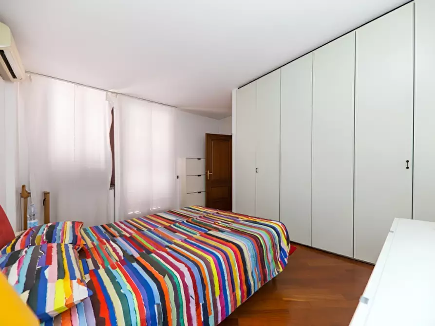 Immagine 27 di Villa in vendita  in Via Papa Giovanni Ventitreesimo a Noviglio