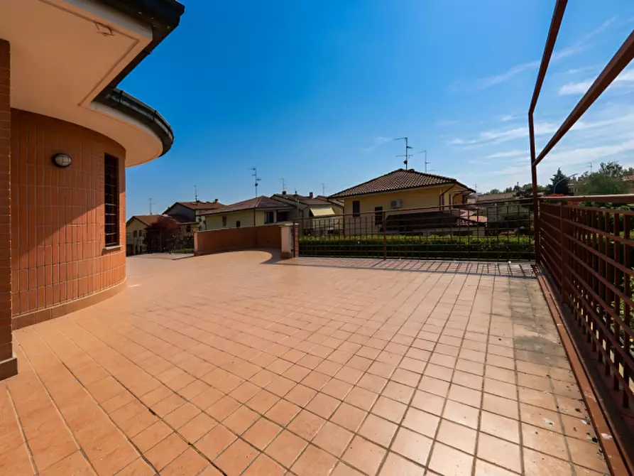 Immagine 32 di Villa in vendita  in Via Papa Giovanni Ventitreesimo a Noviglio