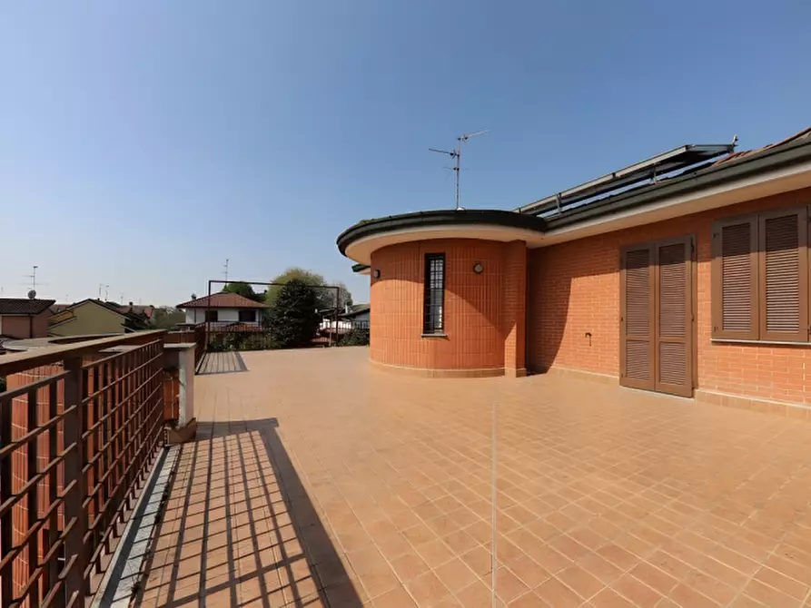Immagine 36 di Villa in vendita  in Via Papa Giovanni Ventitreesimo a Noviglio