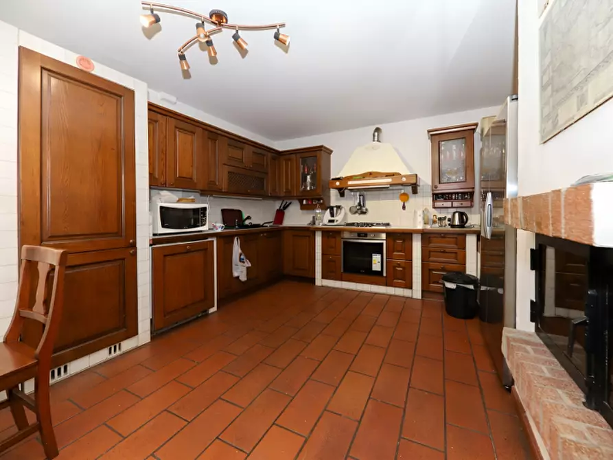 Immagine 44 di Villa in vendita  in Via Papa Giovanni Ventitreesimo a Noviglio