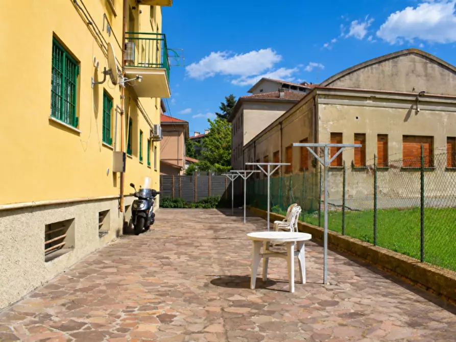 Immagine 29 di Appartamento in vendita  in via buffolara a Parma