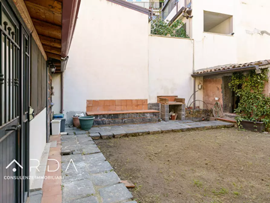 Immagine 3 di Appartamento in vendita  a Catania