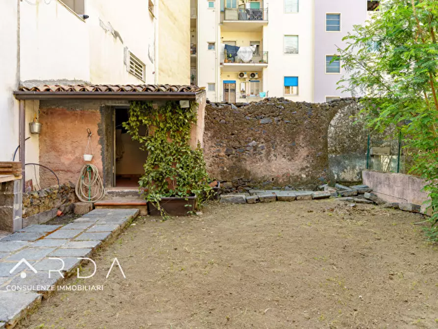 Immagine 16 di Appartamento in vendita  a Catania
