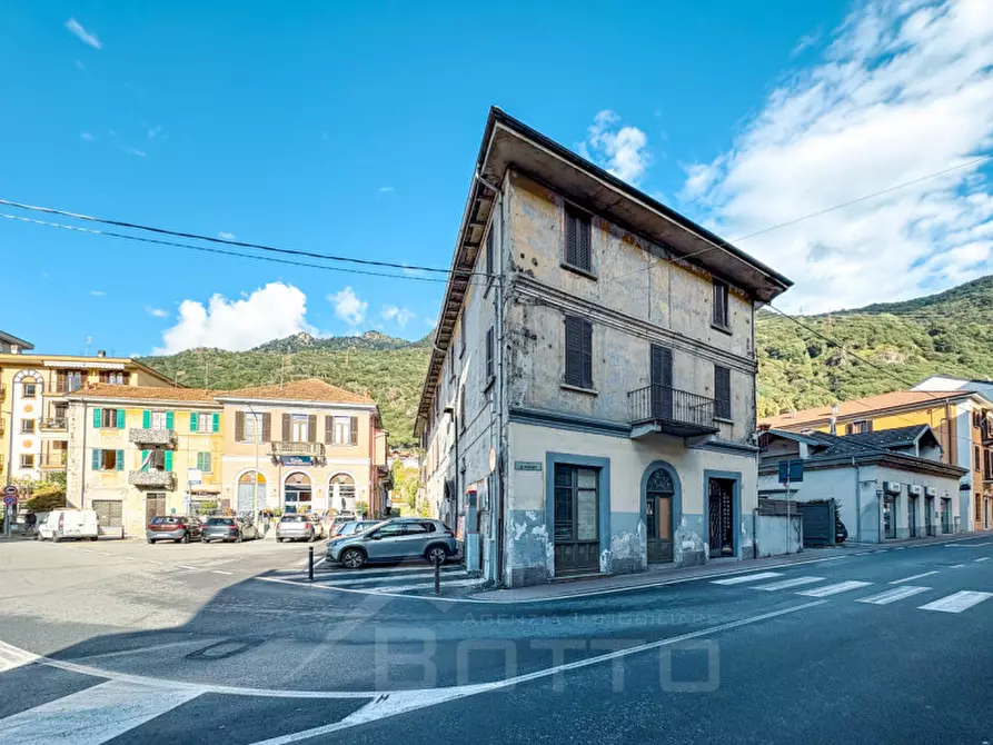 Immagine 3 di Appartamento in vendita  in Via Edmondo De Amicis 57 a Omegna