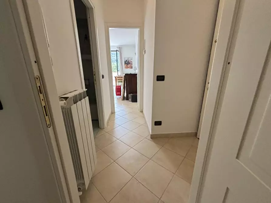Immagine 10 di Attico in affitto  a Castellaro