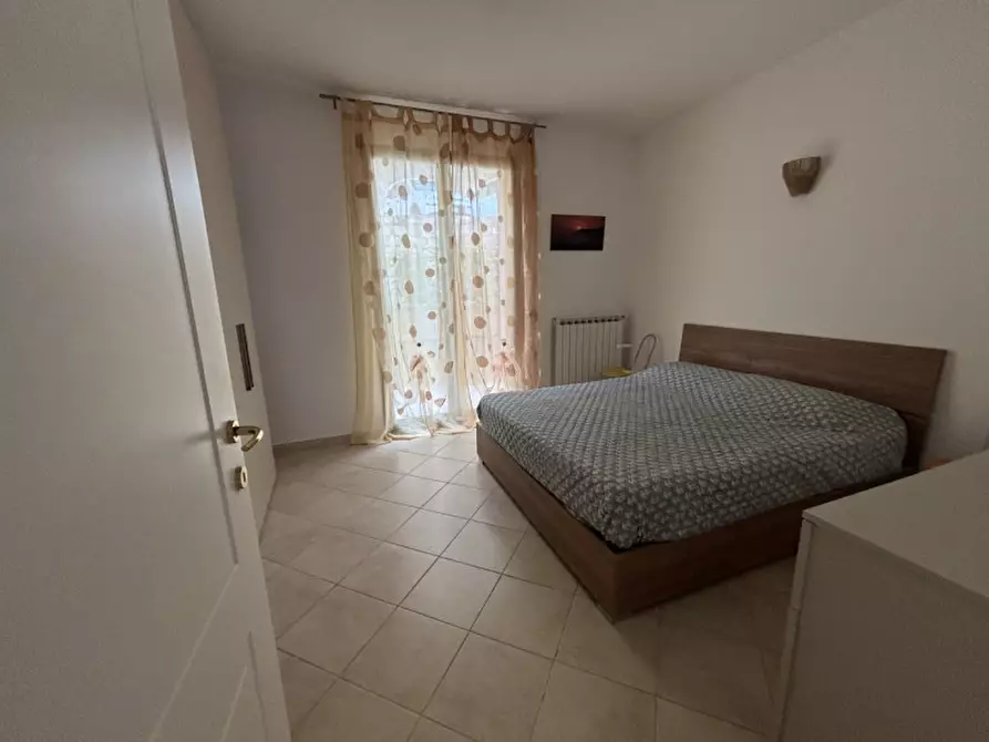 Immagine 27 di Attico in affitto  a Castellaro