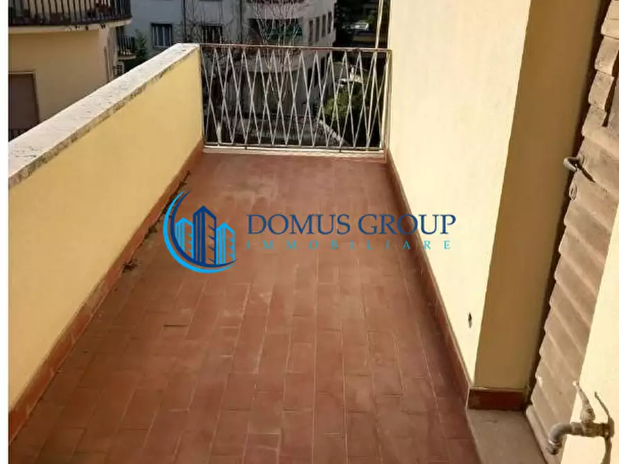 Immagine 15 di Appartamento in vendita  in Via Lisbona a Roma