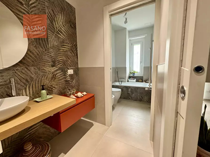 Immagine 20 di Appartamento in vendita  in Via Luigi Cibrario a Torino