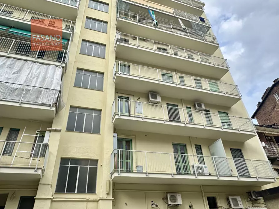 Immagine 26 di Appartamento in vendita  in Via Luigi Cibrario a Torino