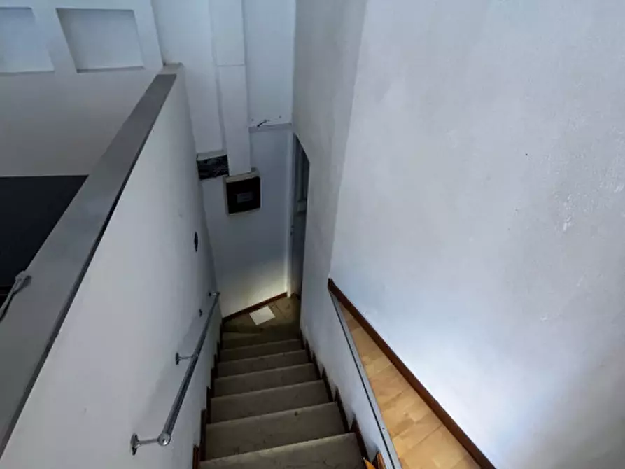 Immagine 13 di Negozio in vendita  in Via Andrea Doria a Verona
