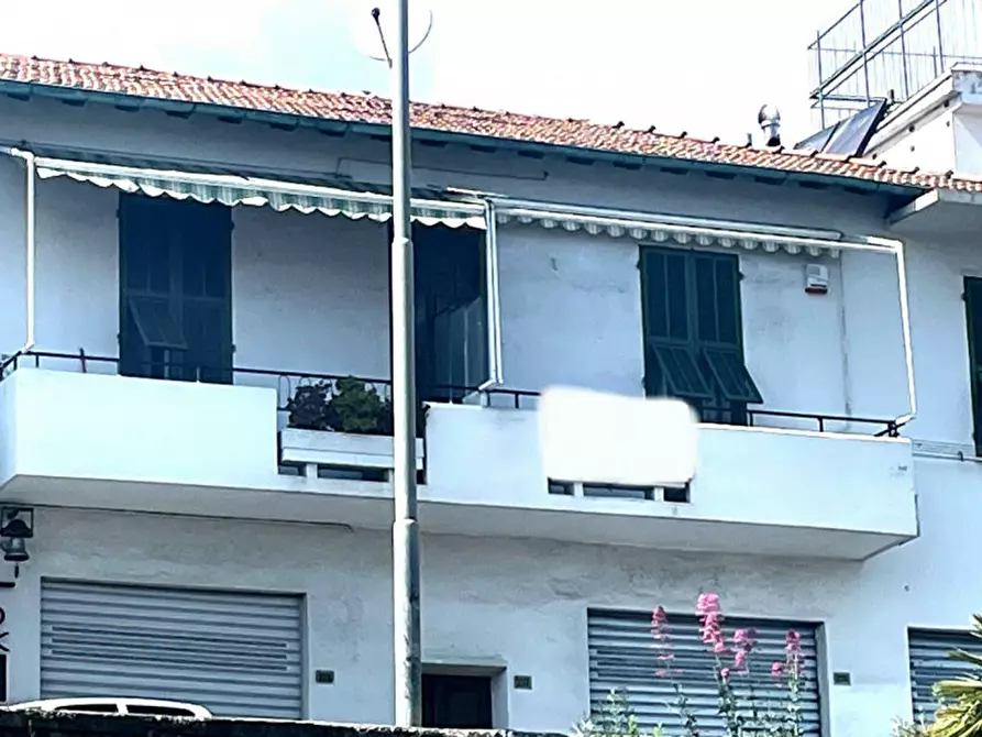 Immagine 5 di Appartamento in vendita  in Via Duca degli Abruzzi a San Remo