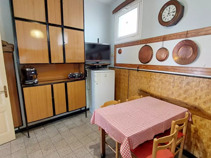 Immagine 10 di Appartamento in vendita  in Via Duca degli Abruzzi a San Remo