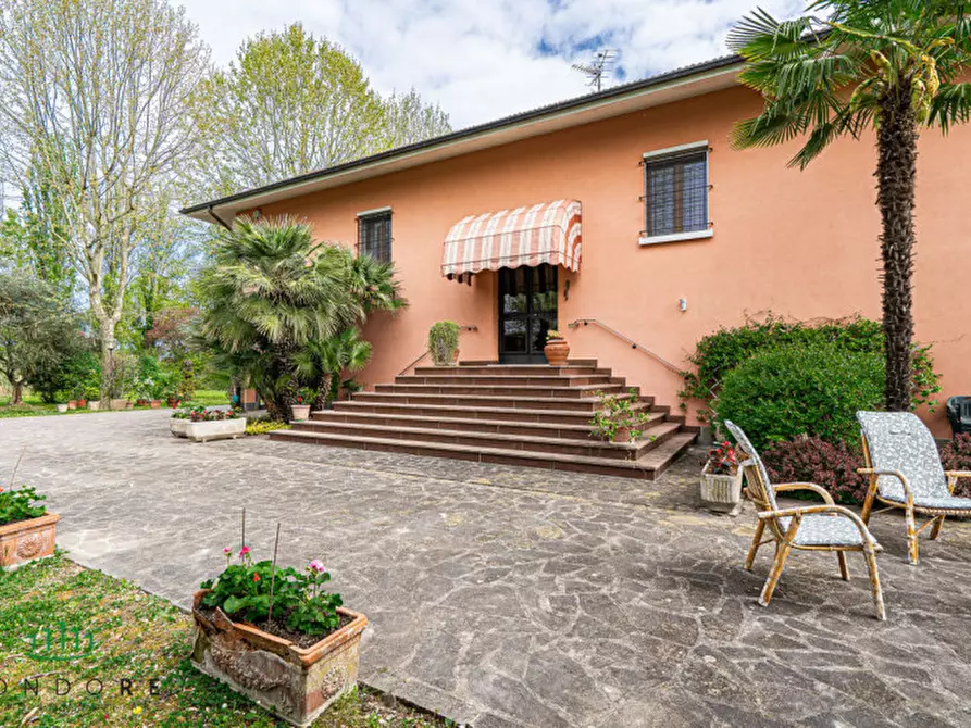 Immagine 24 di Villa in vendita  in Via Marano a Castenaso
