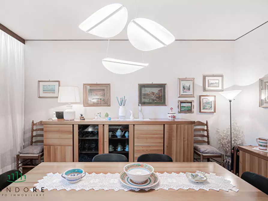 Immagine 43 di Villa in vendita  in Via Marano a Castenaso