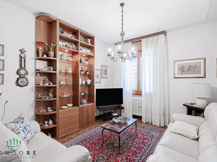 Immagine 54 di Villa in vendita  in Via Marano a Castenaso