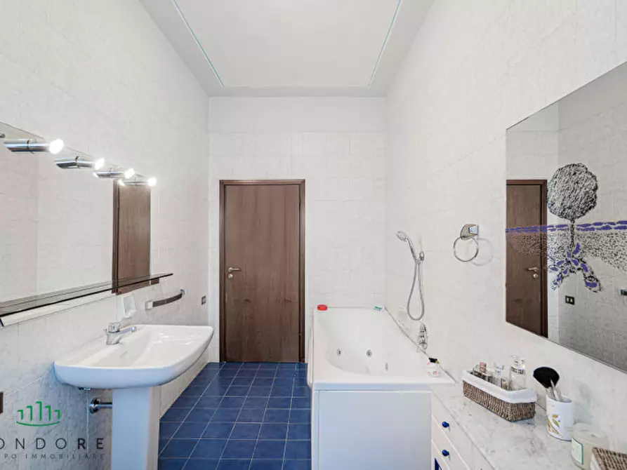 Immagine 65 di Villa in vendita  in Via Marano a Castenaso