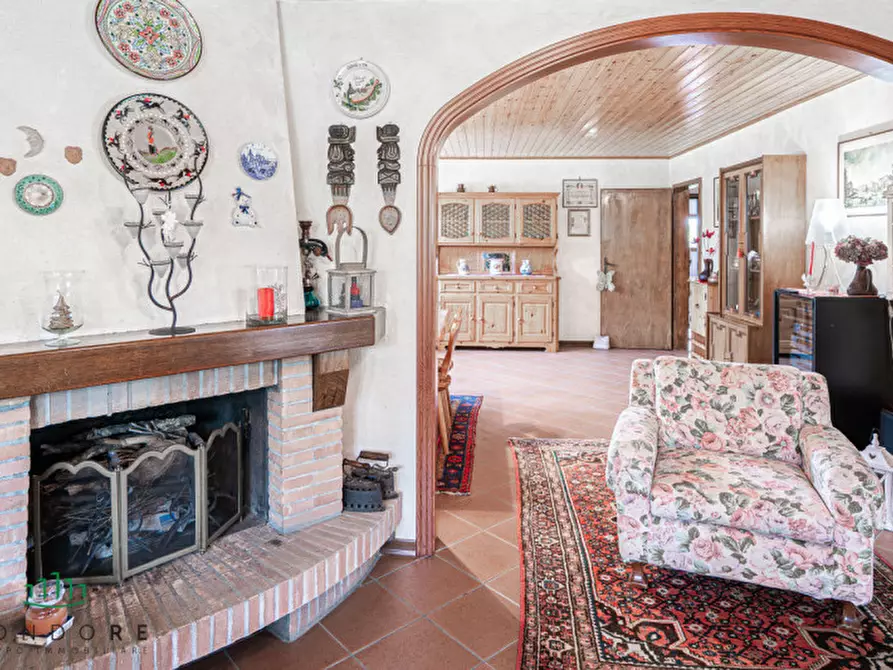 Immagine 70 di Villa in vendita  in Via Marano a Castenaso