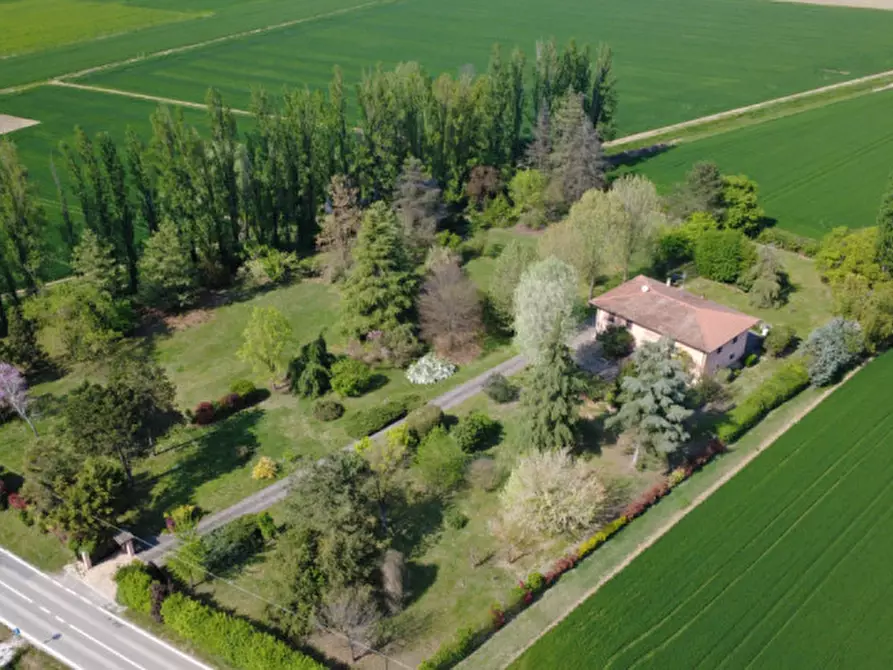 Immagine 97 di Villa in vendita  in Via Marano a Castenaso