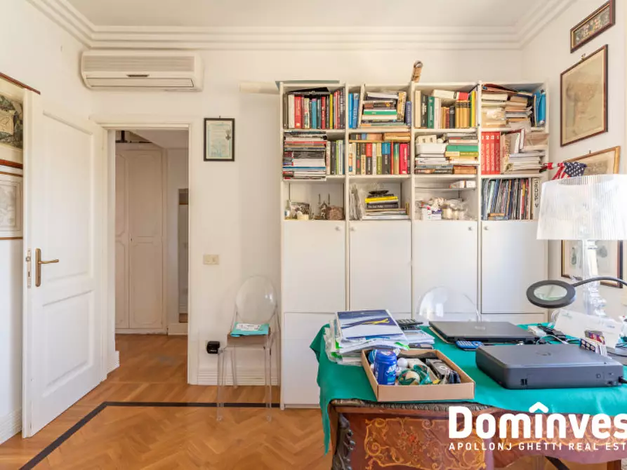 Immagine 36 di Attico in vendita  in Via Trebio Littore a Roma