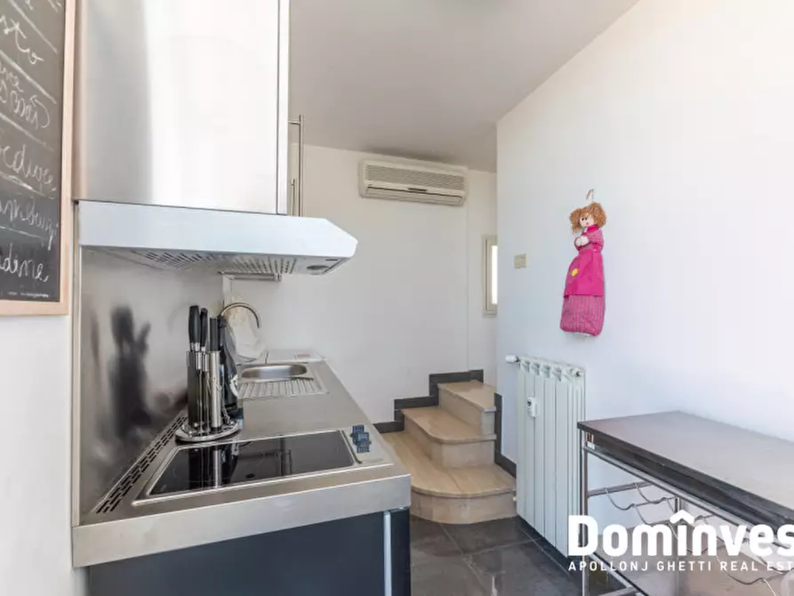 Immagine 42 di Attico in vendita  in Via Trebio Littore a Roma