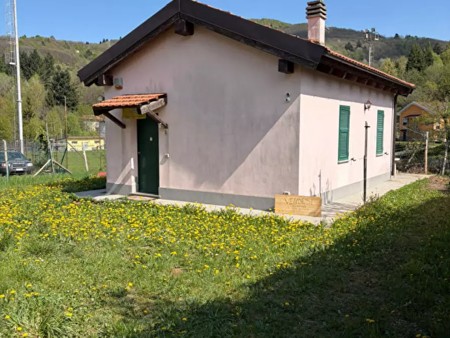 Immagine 8 di Villa in vendita  in località rossi a Osiglia
