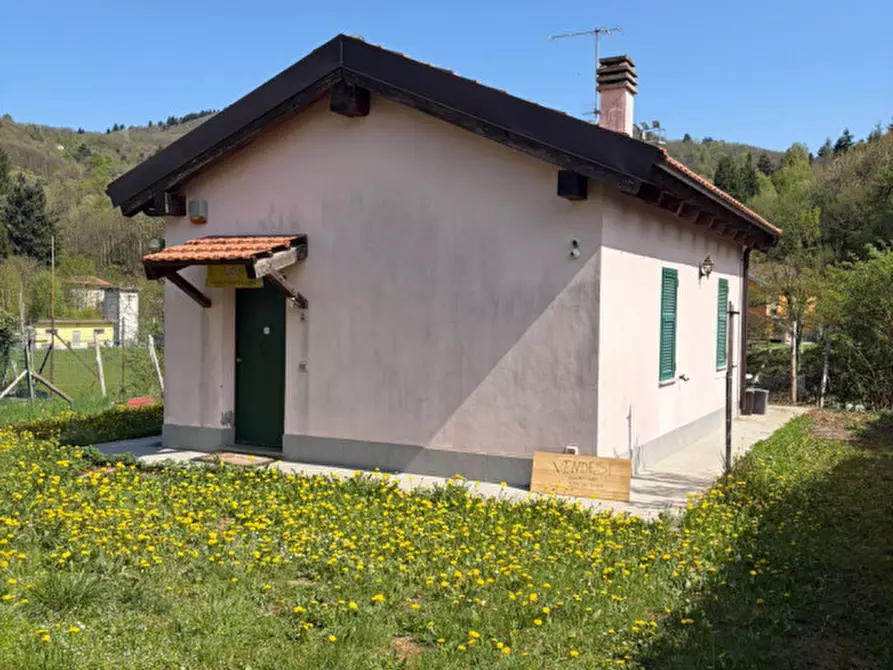 Immagine 11 di Villa in vendita  in località rossi a Osiglia