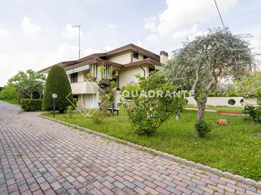 Immagine 1 di Casa bifamiliare in vendita  in Via Campagna Bassa 41/B a Montegrotto Terme