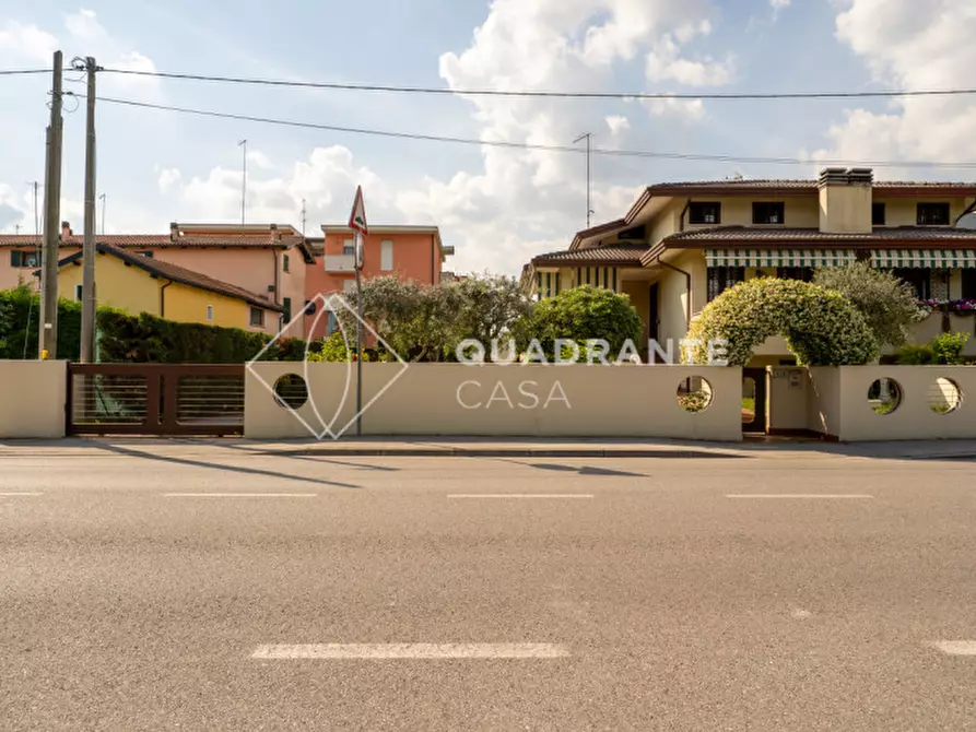 Immagine 5 di Casa bifamiliare in vendita  in Via Campagna Bassa 41/B a Montegrotto Terme