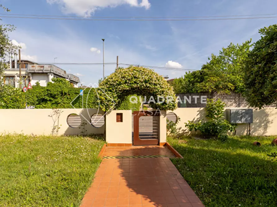 Immagine 7 di Casa bifamiliare in vendita  in Via Campagna Bassa 41/B a Montegrotto Terme
