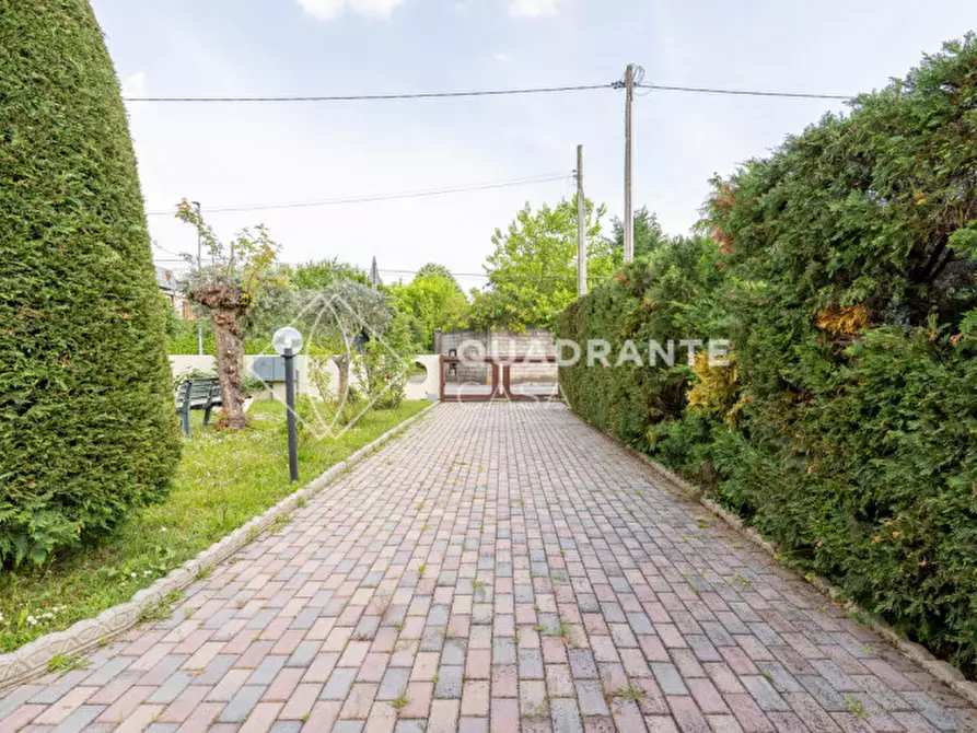 Immagine 8 di Casa bifamiliare in vendita  in Via Campagna Bassa 41/B a Montegrotto Terme