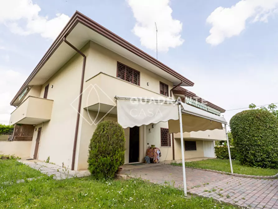 Immagine 10 di Casa bifamiliare in vendita  in Via Campagna Bassa 41/B a Montegrotto Terme